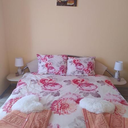 Raia Apartamento Stara Zagora Exterior foto