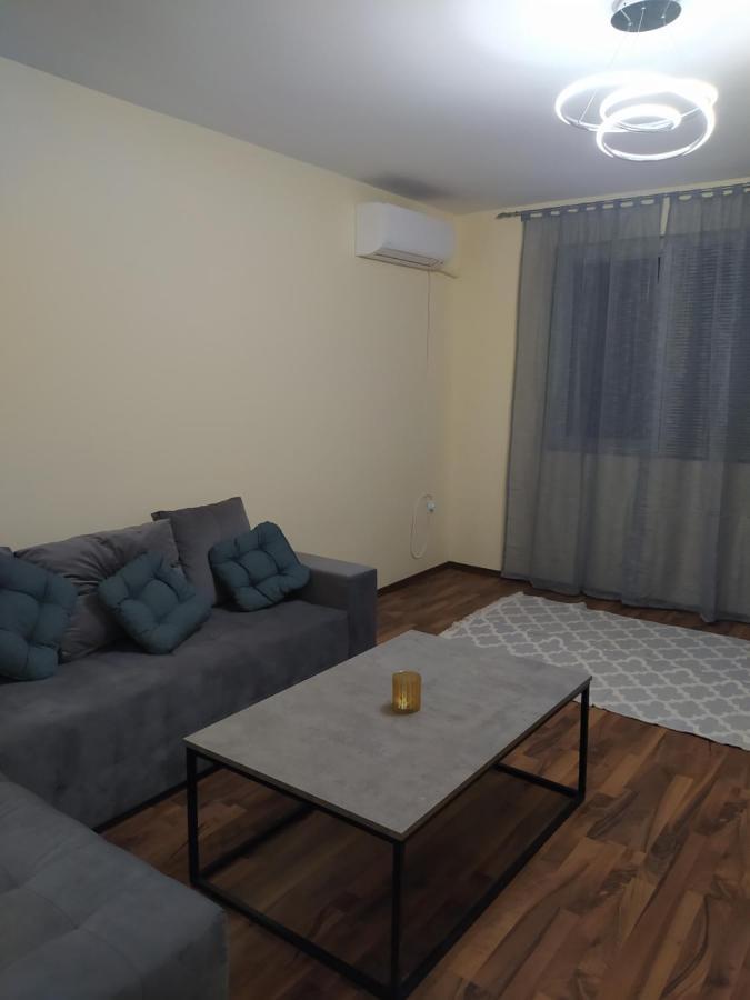 Raia Apartamento Stara Zagora Exterior foto